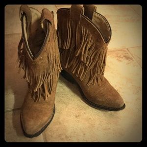Smoky Mountain Girl's Brown Fringe Boots Size 11.5
